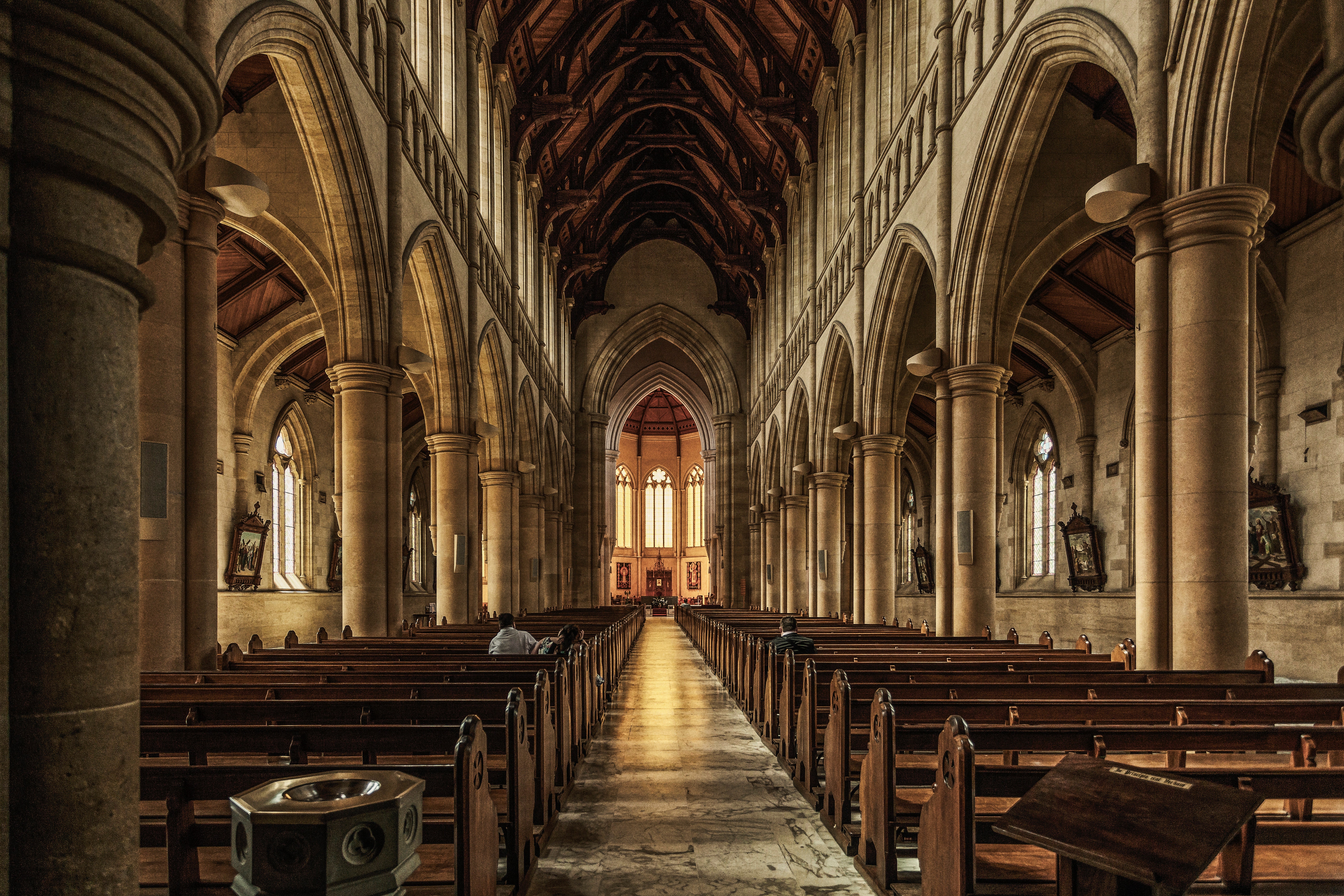 abbey-aisle-ancient-1173794