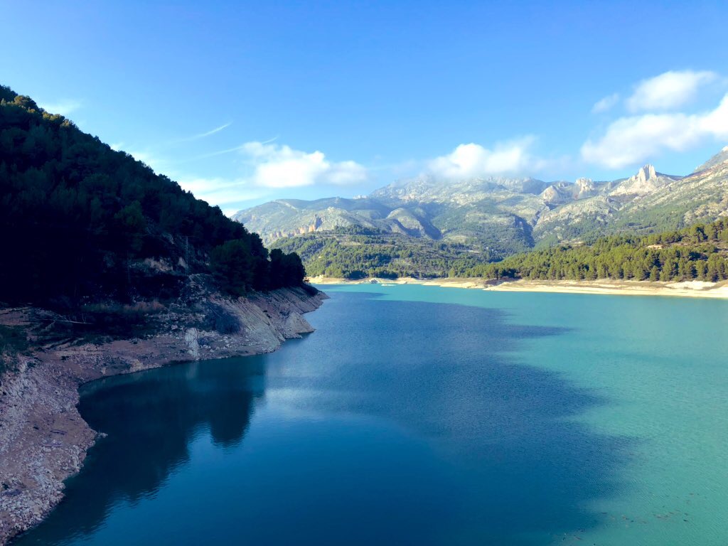 beautiful lake in benidorm instagrammable locations in guadalest