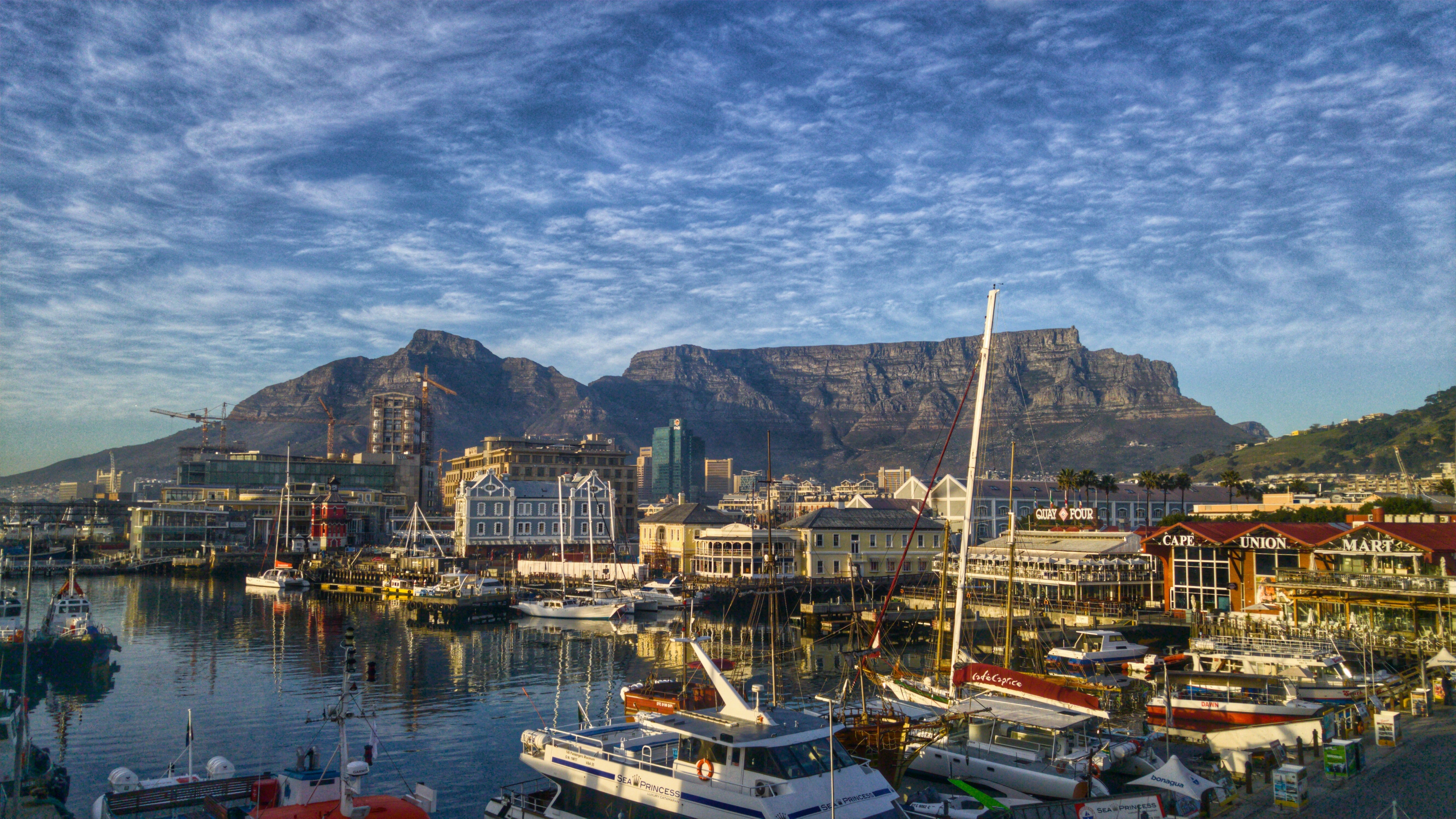 bay-boats-cape-town-259447.jpg