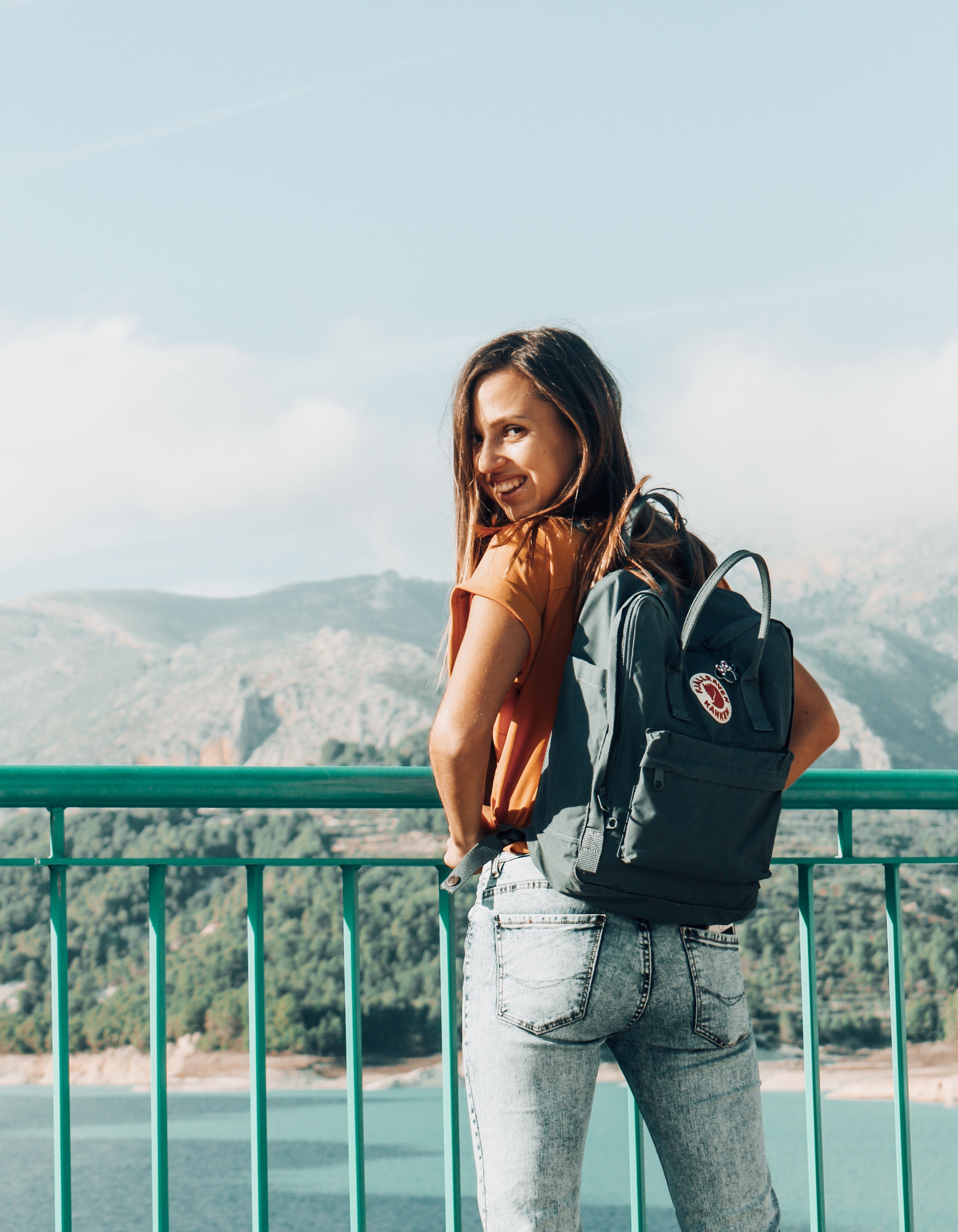 Mountains kanken backpack adventure girl lake 