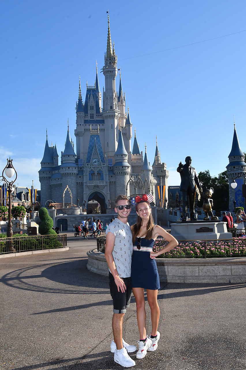orlando florida phot out side disney castle