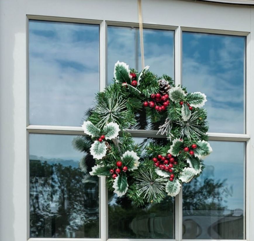 christmas-lights-wreath