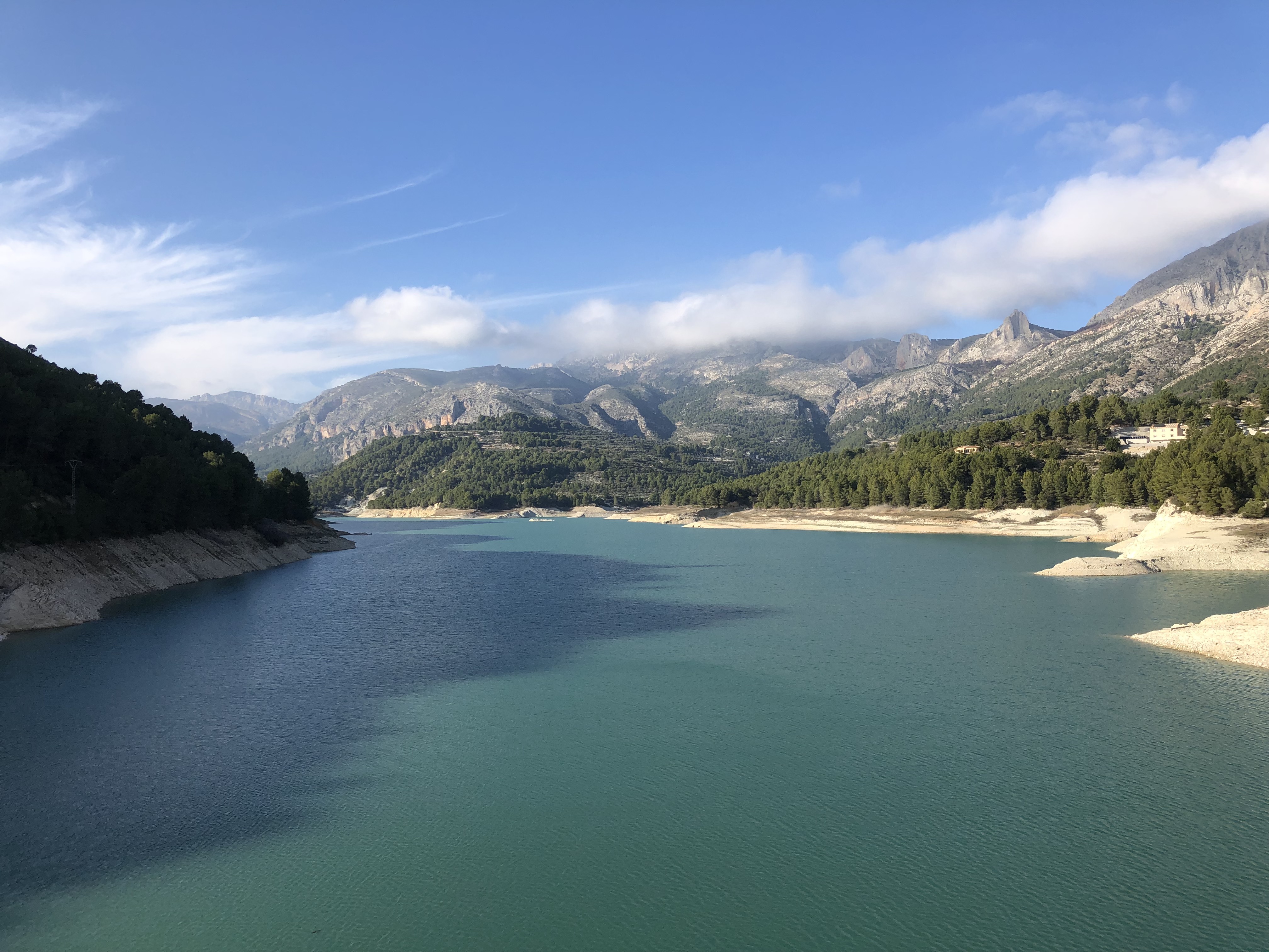 mountain and lake views in benidorm guadalest
