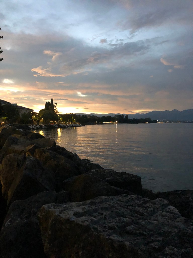 desenzano del garda travel guide sunset over lago di garda
